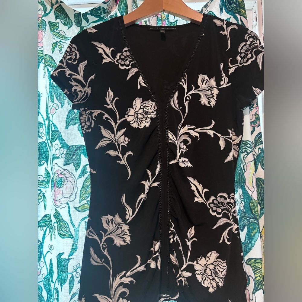 White House Black Market Black Floral V-Neck Top with Bead Detail XS